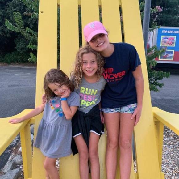 Meet your Posher, Beth - Picture 1 of 1